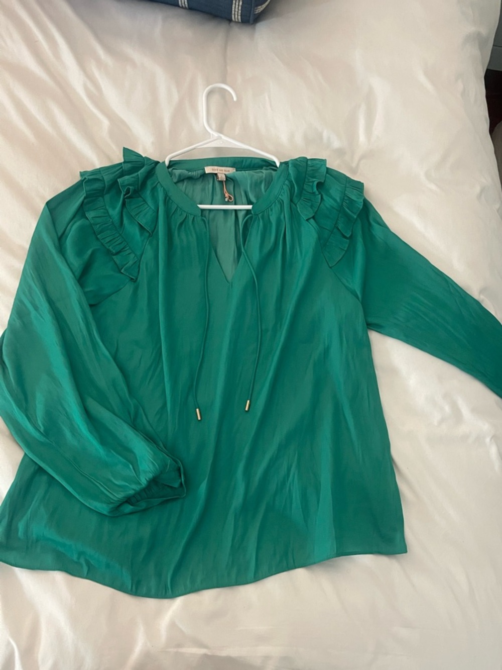 Skies Are Blue Emerald Green Ruffle Blouse Large | Long Sleeve Tie Neck Top